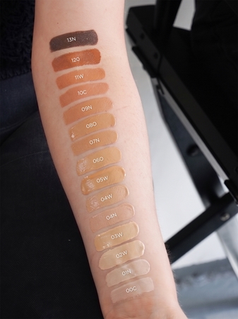 SOSU Cosmetics Studio Wear fond de teint couvrant SPF 50