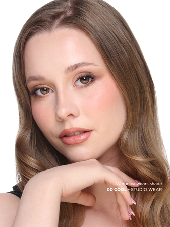 SOSU Cosmetics Studio Wear fond de teint couvrant SPF 50