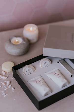Souletto Hand & Body Care Discovery Set set cadou pentru maini si corp