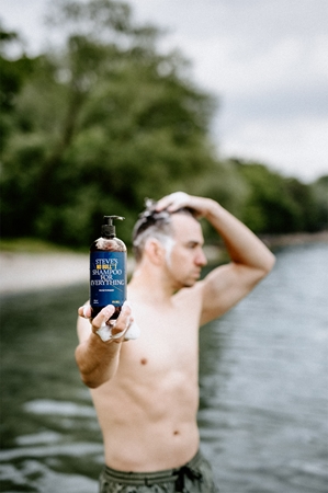 Steve's No Bull***t Shampoo For Everything šampon na vlasy a vousy