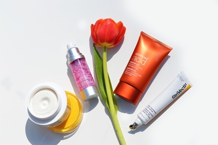 StriVectin Tighten & Lift 360° Tightening Eye Serum serum za zapolnitev gub za predel okoli oči