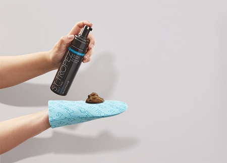 St.Tropez Self Tan Dark mousse autoabbronzante per abbronzatura intensa
