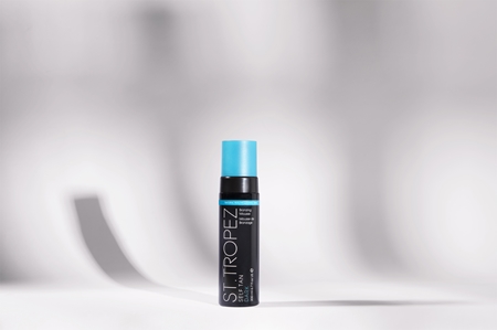 St.Tropez Self Tan Dark mousse autoabbronzante per abbronzatura intensa