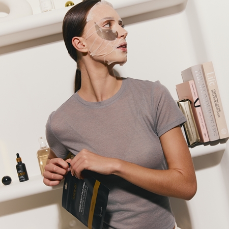 SUNEWMED+ ESSENCE+ Face Sheet Mask with Peptides and Snail Mucin Feuchtigkeitsspendende Tuchmaske mit Peptiden