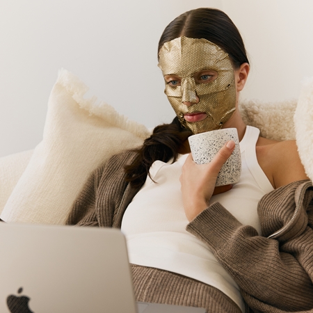 SUNEWMED+ Youth Shot Regenerating Glow Face Sheet Mask Zellschicht-Maske für die Regeneration der Haut