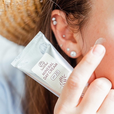 Suntribe Mineral Day Cream minerální krém na den