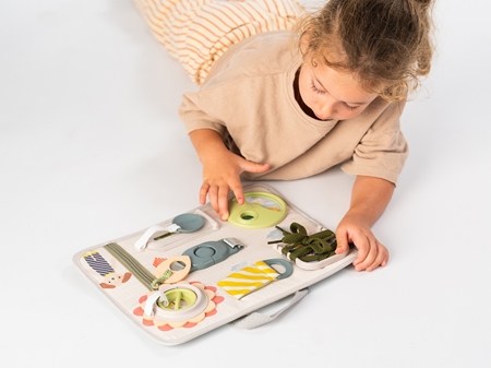 Taf Toys Snap‘n Learn Board vauvan leikkipöytä