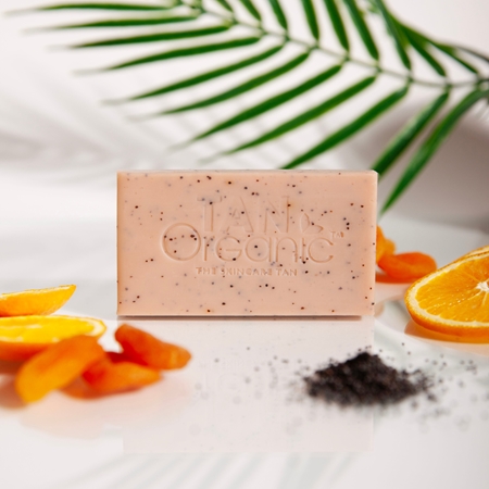 TanOrganic The Skincare Tan exfoliační tělové mýdlo