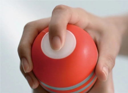 Tenga Squeeze Soft Case Cup Gentle jednorázový masturbátor