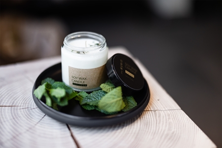 The Munio Melissa vela perfumada