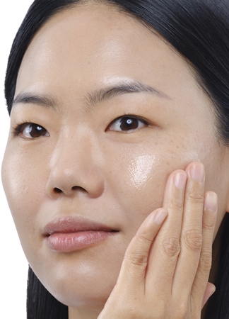 The Ordinary Squalane Cleanser odličovač s hydratačným účinkom