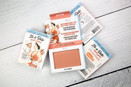 theBalm It's a Date® blush et fard à paupières en un seul produit