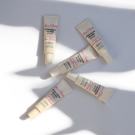 theBalm Anne T. Dotes® Eyeshadow Primer podkladová báze pod oční stíny