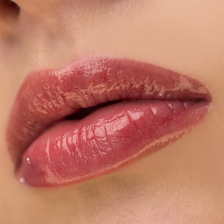 theBalm Plump Your Pucker Lip Gloss täyteläistävä huulikiilto