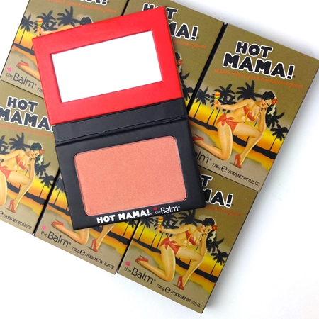 theBalm Mama® Hot blush et fard à paupières en un seul produit