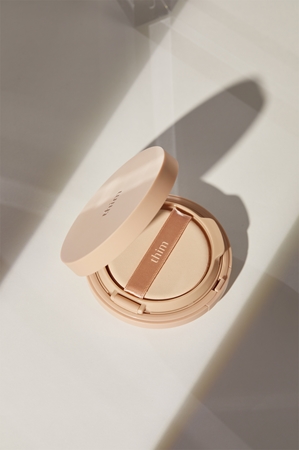 thim Luminous Skin Cushion langanhaltendes Make up im Schwämmchen für hydratisierte und strahlende Haut