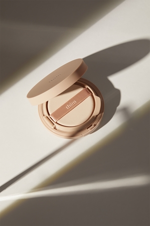 thim Luminous Skin Cushion langanhaltendes Make up im Schwämmchen für hydratisierte und strahlende Haut