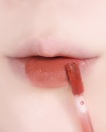 thim Sheer Matte Liquid Lip lehká tekutá matná rtěnka