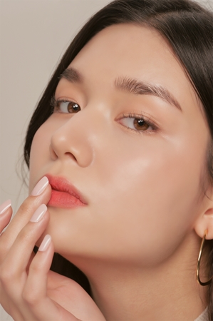 thim Sheer Matte Liquid Lip rouge à lèvres léger liquide mat