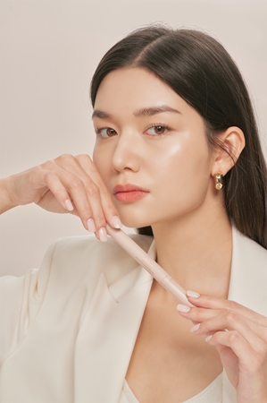 thim Skin Cover Concealer Duo Deckender Korrektor zur Makelreduzierung Beidseitig