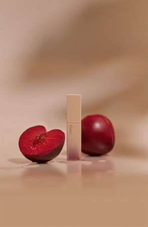 thim Satin Lip Glaze Långvarig läppglans med återfuktande effekt