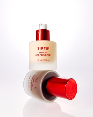 TIRTIR Mask Fit Red Foundation Illuminating Liquid Foundation with moisturising effect