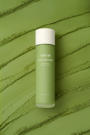 TIRTIR Matcha Skin Toner Soothing Toner with moisturising effect