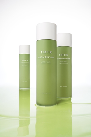TIRTIR Matcha Skin Toner Soothing Toner with moisturising effect