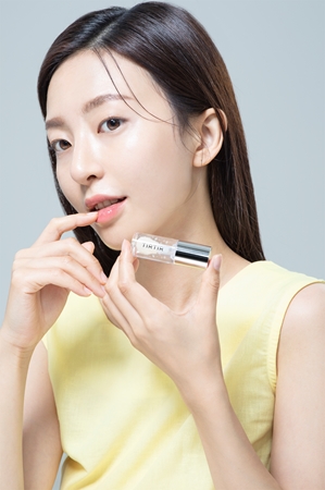 TIRTIR My Glow Lip Oil olej na rty s hydratačním účinkem