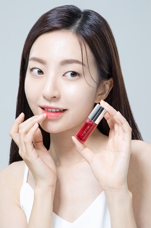 TIRTIR My Glow Lip Oil ulje za usne s hidratantnim učinkom