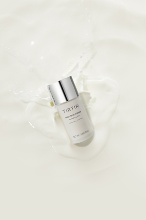 TIRTIR Milk Skin Toner Light зволожуючий тонік для проблемної шкіри