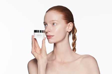 TIRTIR Hydro Boost Enzyme Cleansing Balm Makeup Removing Cleansing Balm to brighten and smooth the skin