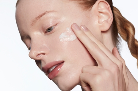 TIRTIR Hydro Boost Enzyme Cleansing Balm Makeup Removing Cleansing Balm to brighten and smooth the skin