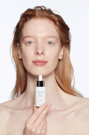 TIRTIR PHA 15% Serum hydratisierendes Serum mit Peeling-Effekt