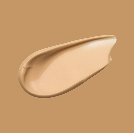 TIRTIR Mask Fit Aura Cushion drėkinamasis makiažo pagrindas kempinėlėje skaistinamojo poveikio