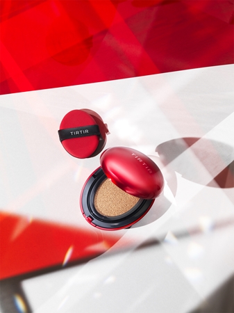 TIRTIR Mask Fit Red Cushion Mini długotrwały podkład w gąbce