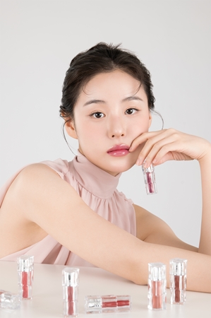 TIRTIR Waterism Glow Tint дълготраен гланц за устни малка опаковка