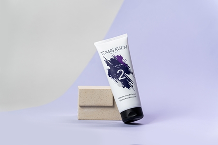 Tomas Arsov Sapphire Blonde Condicioner hloubkově vyživující kondicionér pro zesvětlené, melírované studené blond vlasy