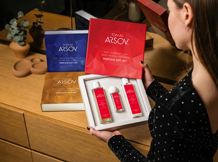 Tomas Arsov Rose Raspberry Oud σετ δώρου unisex unisex