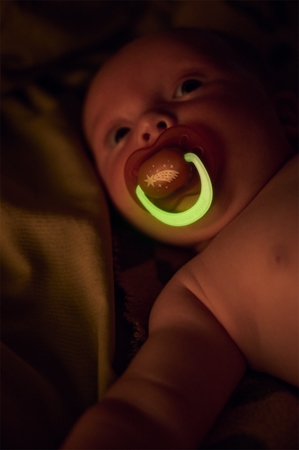 Tommee Tippee NightGlow Soother 18-36m chupeta