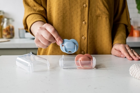 Tommee Tippee Cherry Latex 6-18 m dudlík