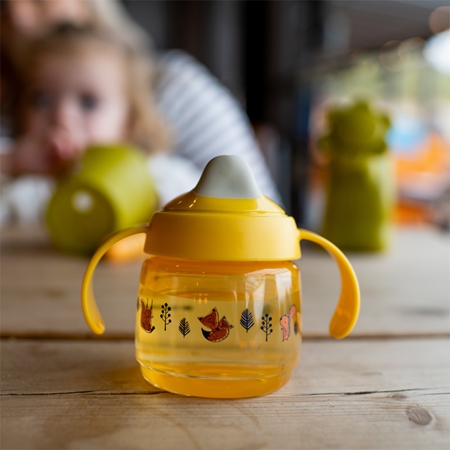 Tommee Tippee Superstar 4m+ nepratekantis puodelis vaikams
