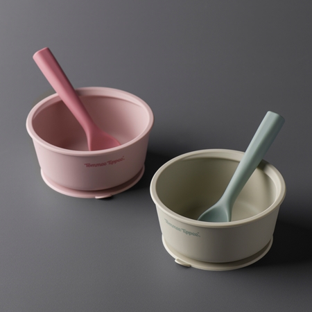 Tommee Tippee EasiStick™ Silicone Bowl & Spoon silicone bowl with suction cup