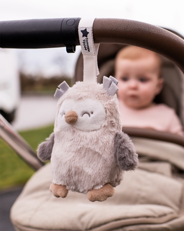 Tommee Tippee Grofriend Ollie the Owl контрастна підвісна іграшка з мелодією
