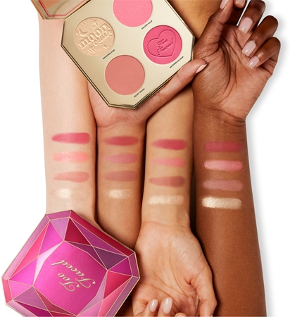 Too Faced Jewel Crush rdečilo z osvetljevalcem