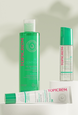 Topicrem AC Active Care aktív ápolás az aknéra hajlamos érzékeny bőrre
