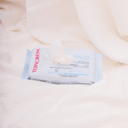 Topicrem BABY Cleansing Water Wipes Toalhitas húmidas para a limpeza das crianças