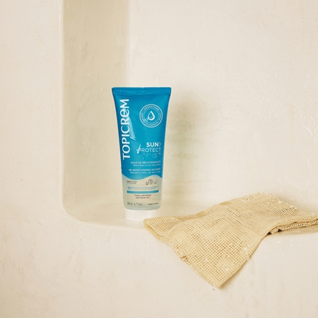 Topicrem Sun Protect Re-Moisturizing Shower hydratační sprchový gel po opalování