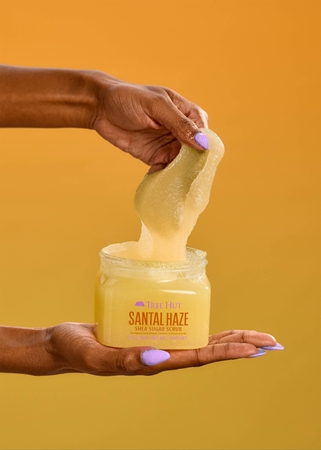 Tree Hut Shea Sugar Scrub Santal Haze gommage corps