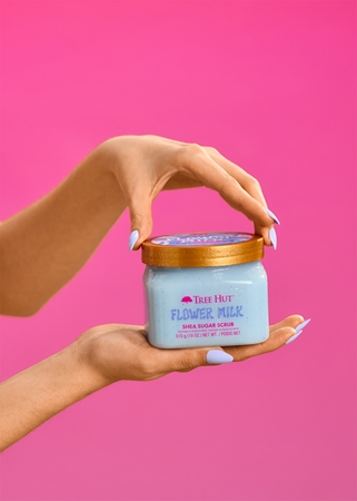 Tree Hut Shea Sugar Scrub Flower Milk gommage corps